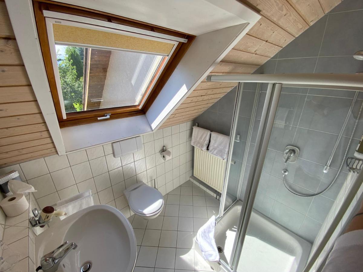 Wohlfuehlhotel Sonnengarten ユーバーリンゲン エクステリア 写真