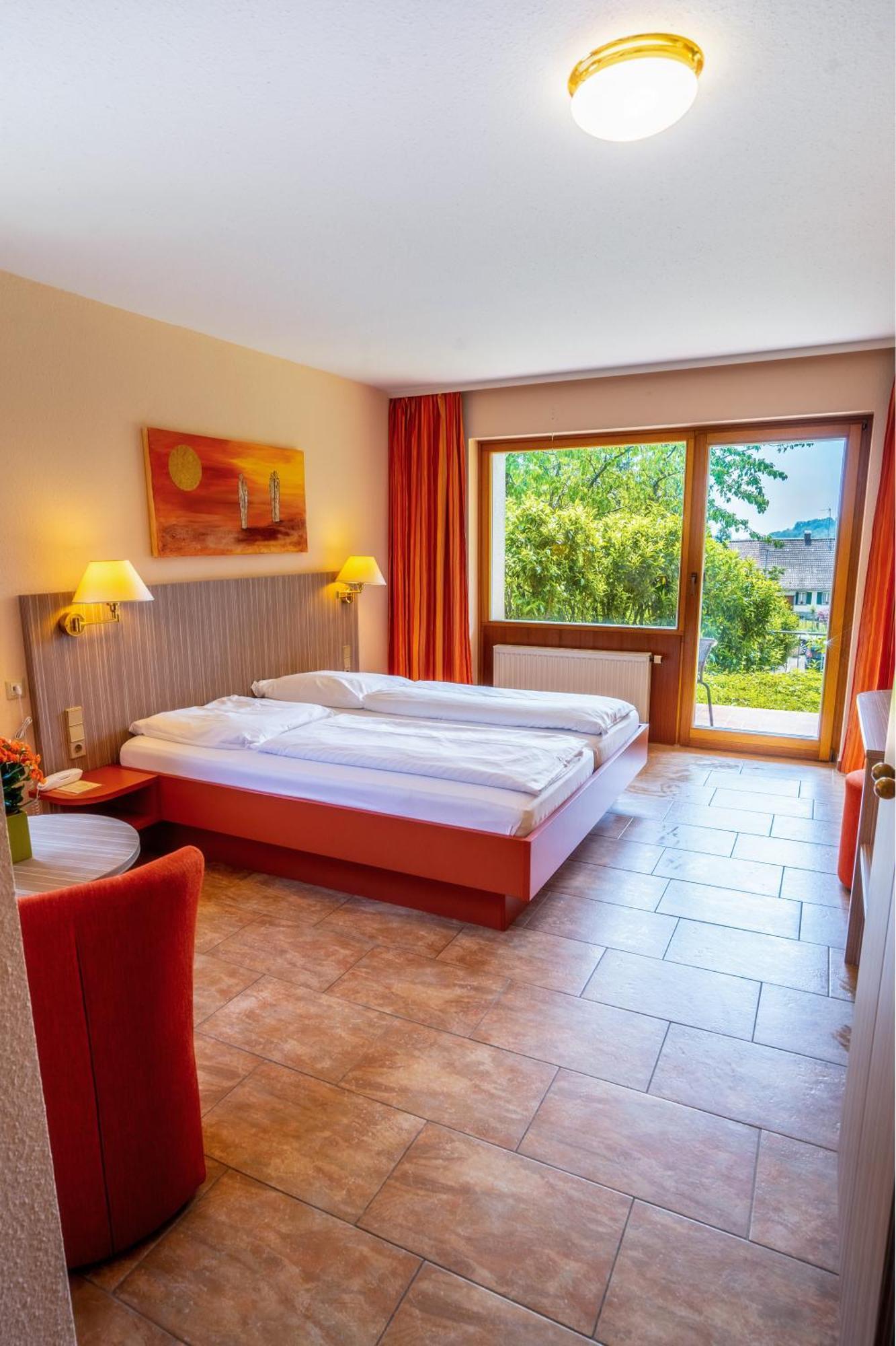 Wohlfuehlhotel Sonnengarten ユーバーリンゲン エクステリア 写真